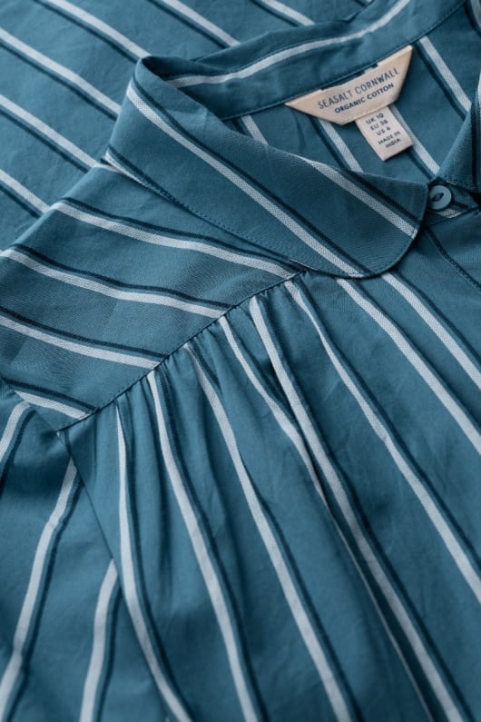 espiral de vuelo de la camisa de rayas en gots-algodón orgánico certificado