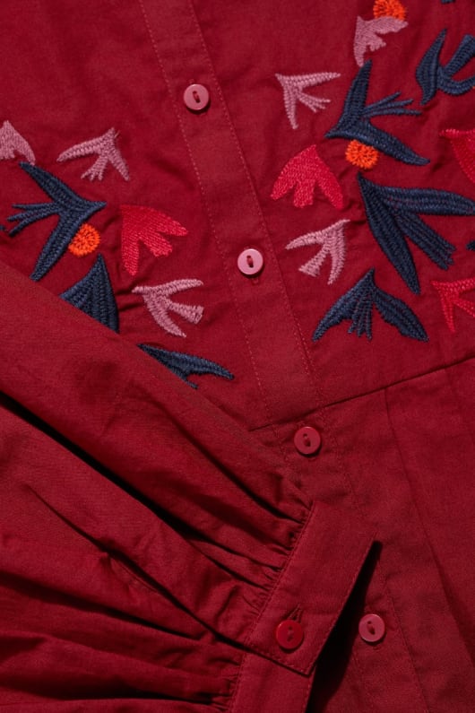 thornapple bordado de la camisa en gots-algodón orgánico certificado
